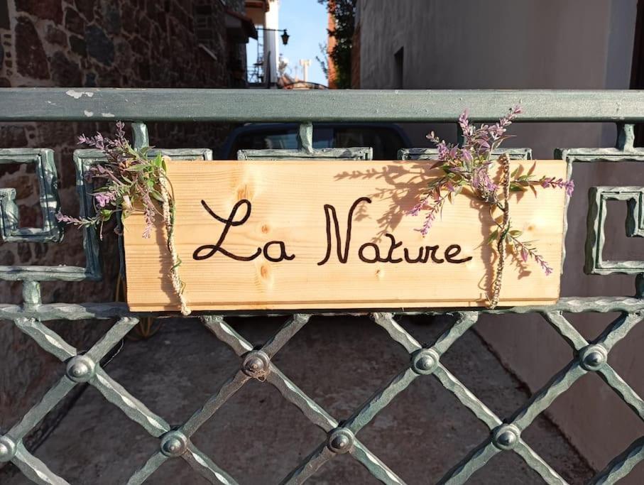 La Nature Konistres Extérieur photo
